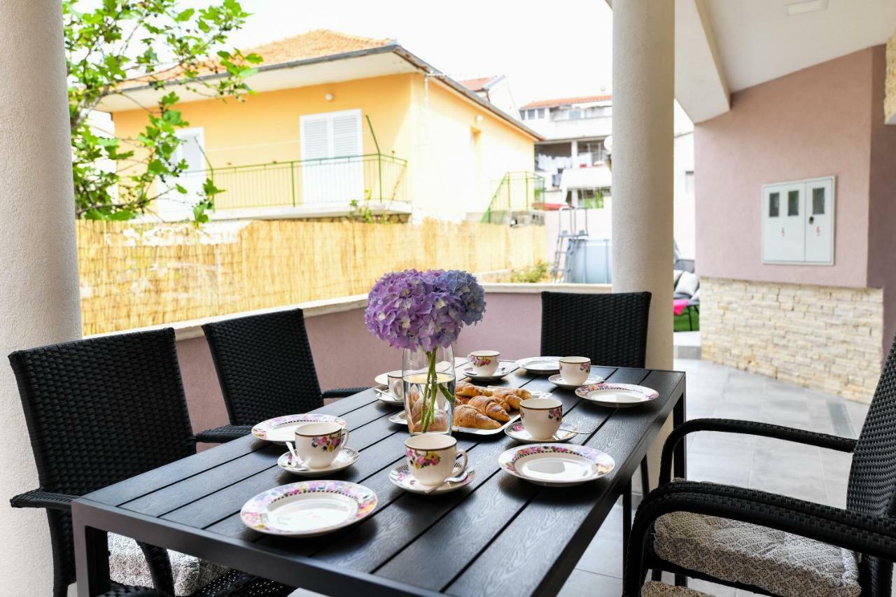 Modern Holiday Apartment "Libra" With Swimming Pool Поседарье Экстерьер фото